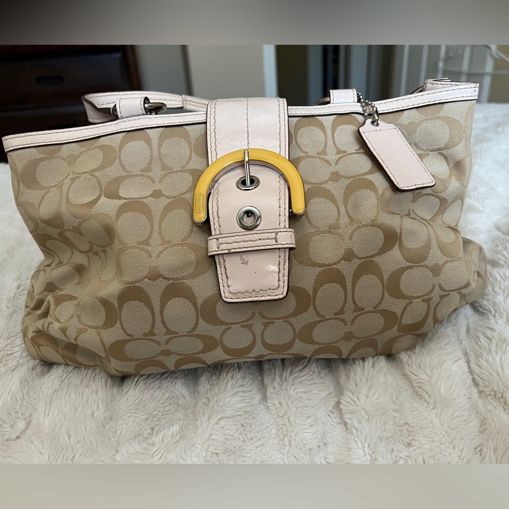 Coach purse